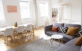 Central Modern Garden-Apartment Next To Belvedere Palace